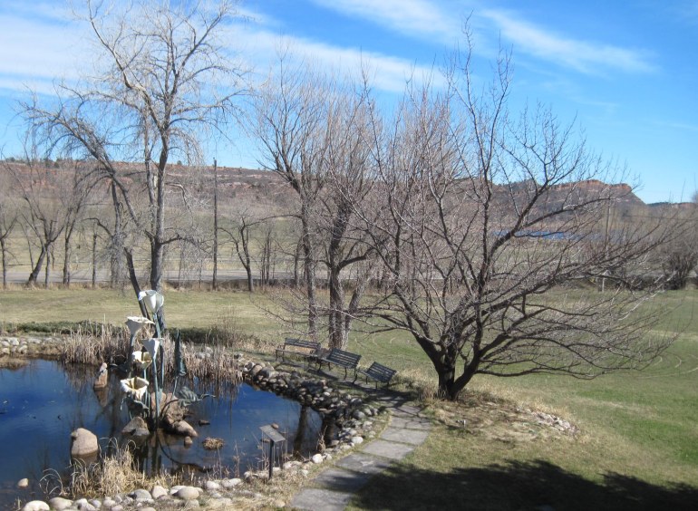 SR Sculpt Pond and Labrth