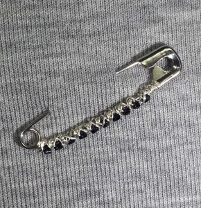 black-jet-seed-w-bright-silver-wrap